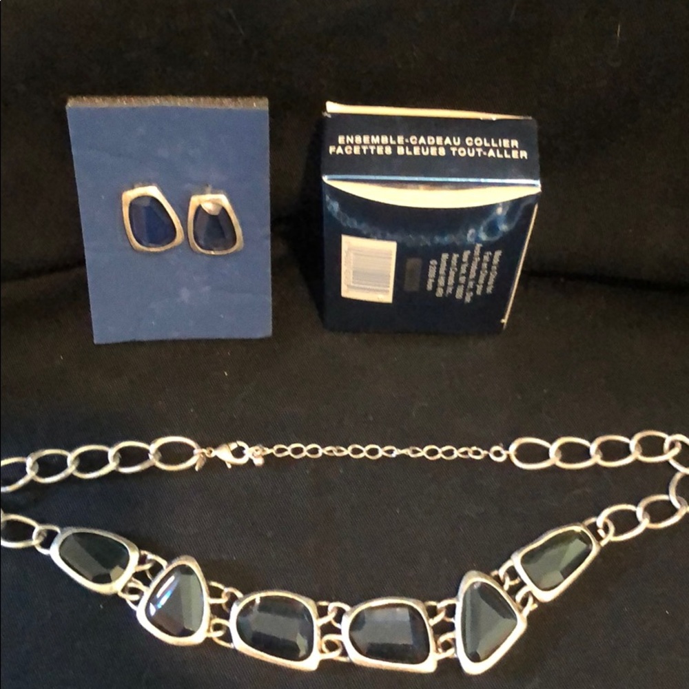 Avon Casual Faceted Blue Gift Set